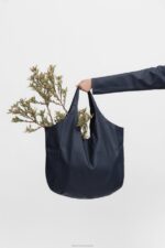Accessories Svea Bag Navy Stutterheim Unisex 0V8X284 - Image 3